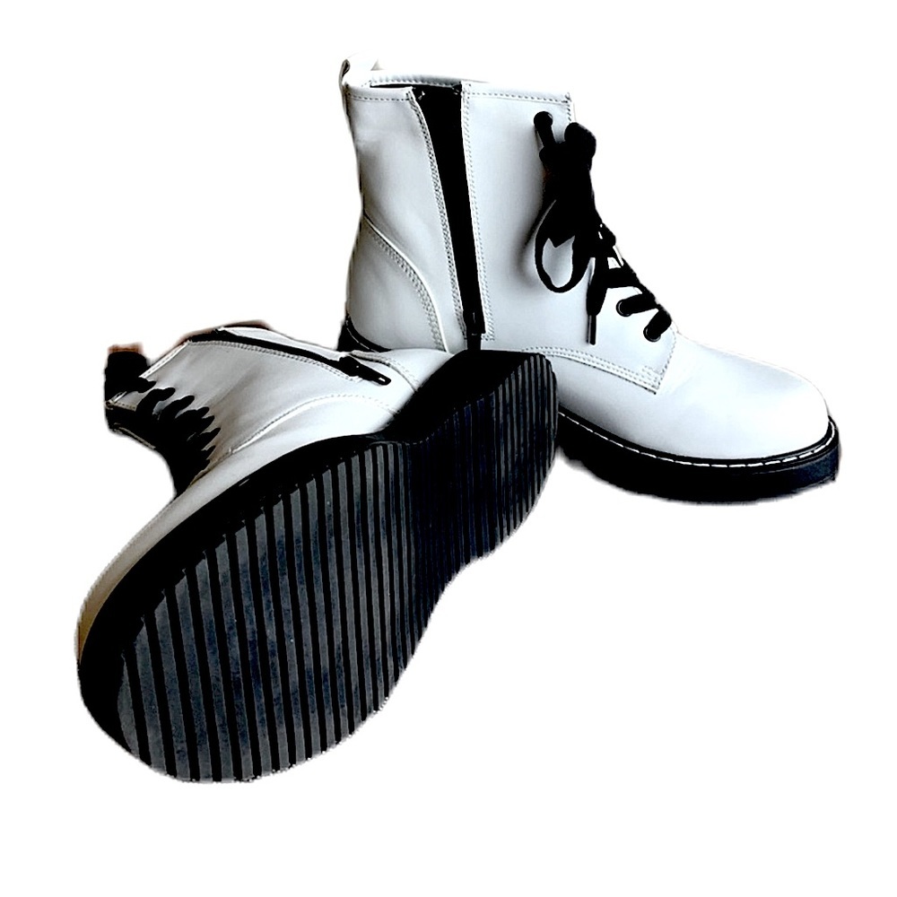 Platform boots|  black laces| Madden girl - Picture 3 of 7